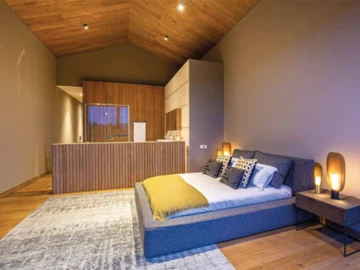 5 Bedroom Villa
