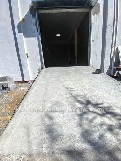 Individual Warehouse Space with 6m Height at the centre of Coromandel