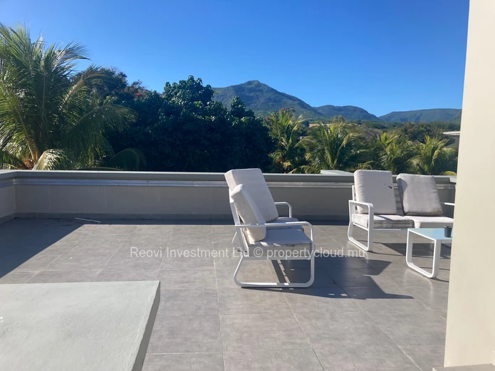 Exclusive Villa de 8 chambres sur un Terrain Immense