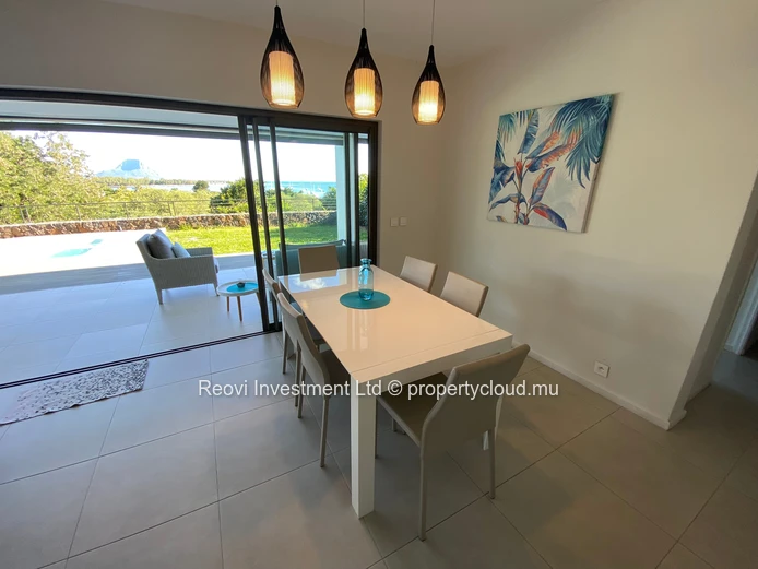 Stunning GF Apartment with Sea View et Le Morne-View