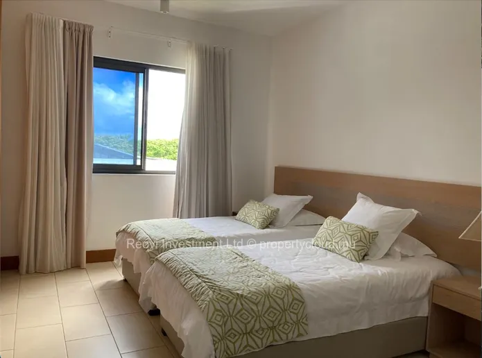 Lavish Penthouse with Sea View & Beachfront in Cap Malheureux