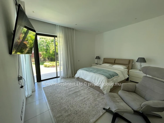 Modern 3 Bedrooms Villa in the North
