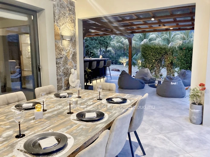 Exclusive Villa de 8 chambres sur un Terrain Immense