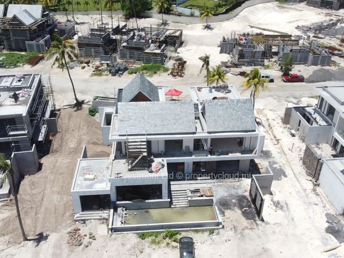 Luxurious Beachfront Villa in a 5* Hotel