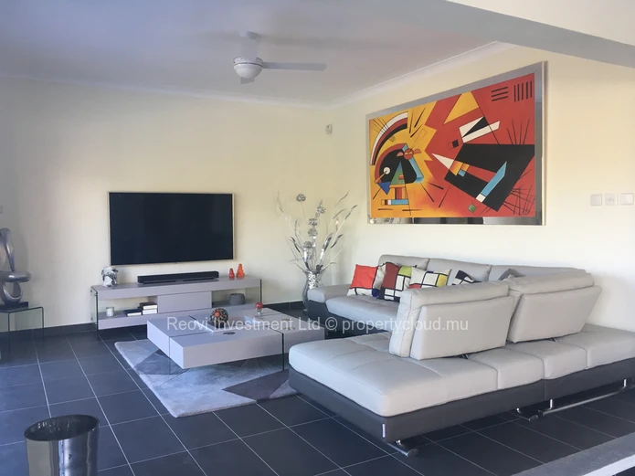 Exclusive Villa de 8 chambres sur un Terrain Immense