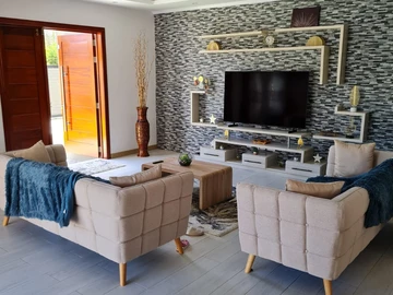 4 Bedroom Villa